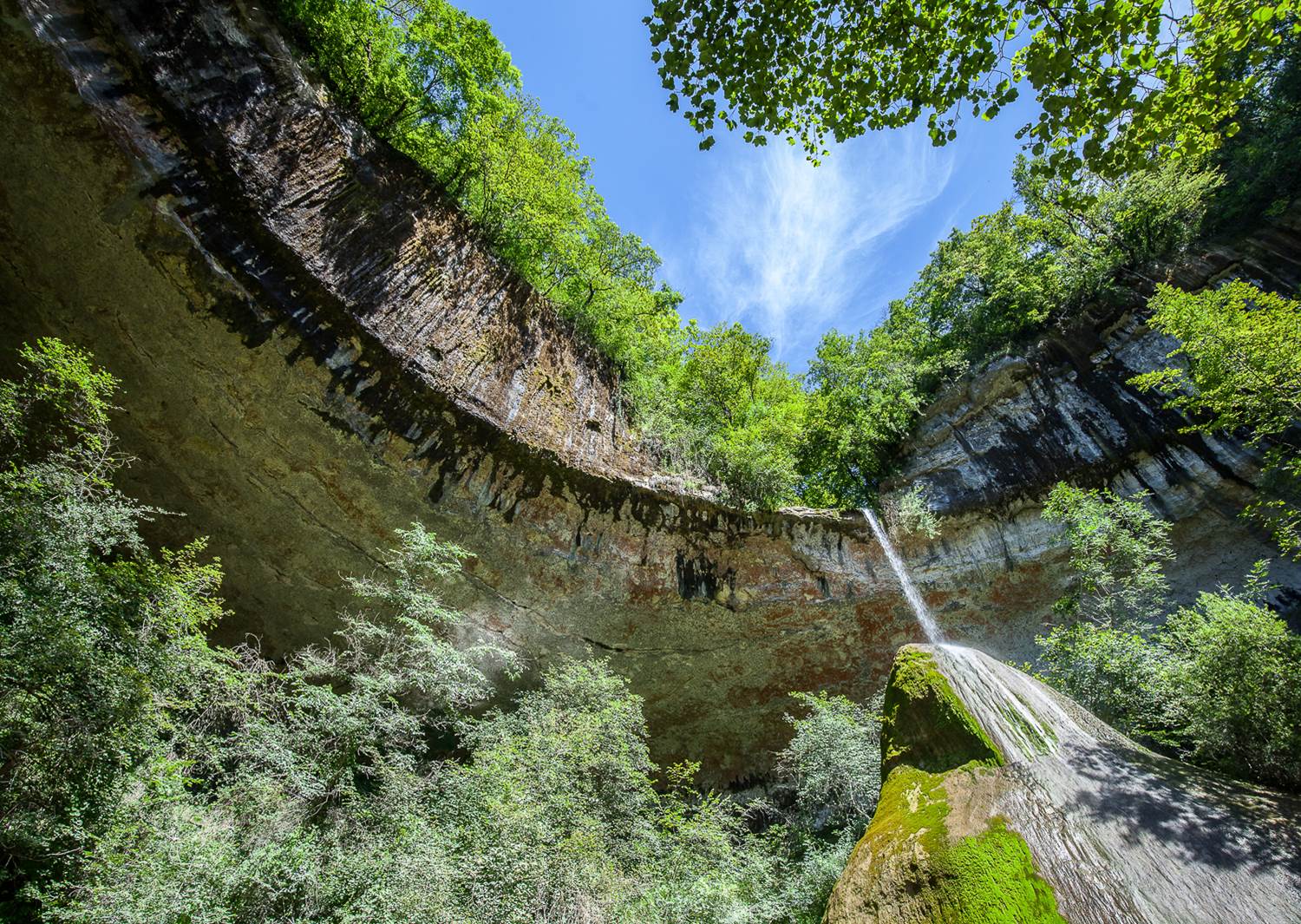 Photo de la rivière sauvage de la Vézéronce à Surjoux, espace naturel sensible